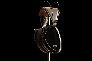 Обзор охватывающих наушников Dan Clark Audio Noire X